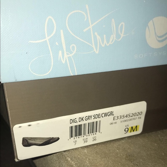 Women’s LifeStride Dig Flats - Picture 5 of 5